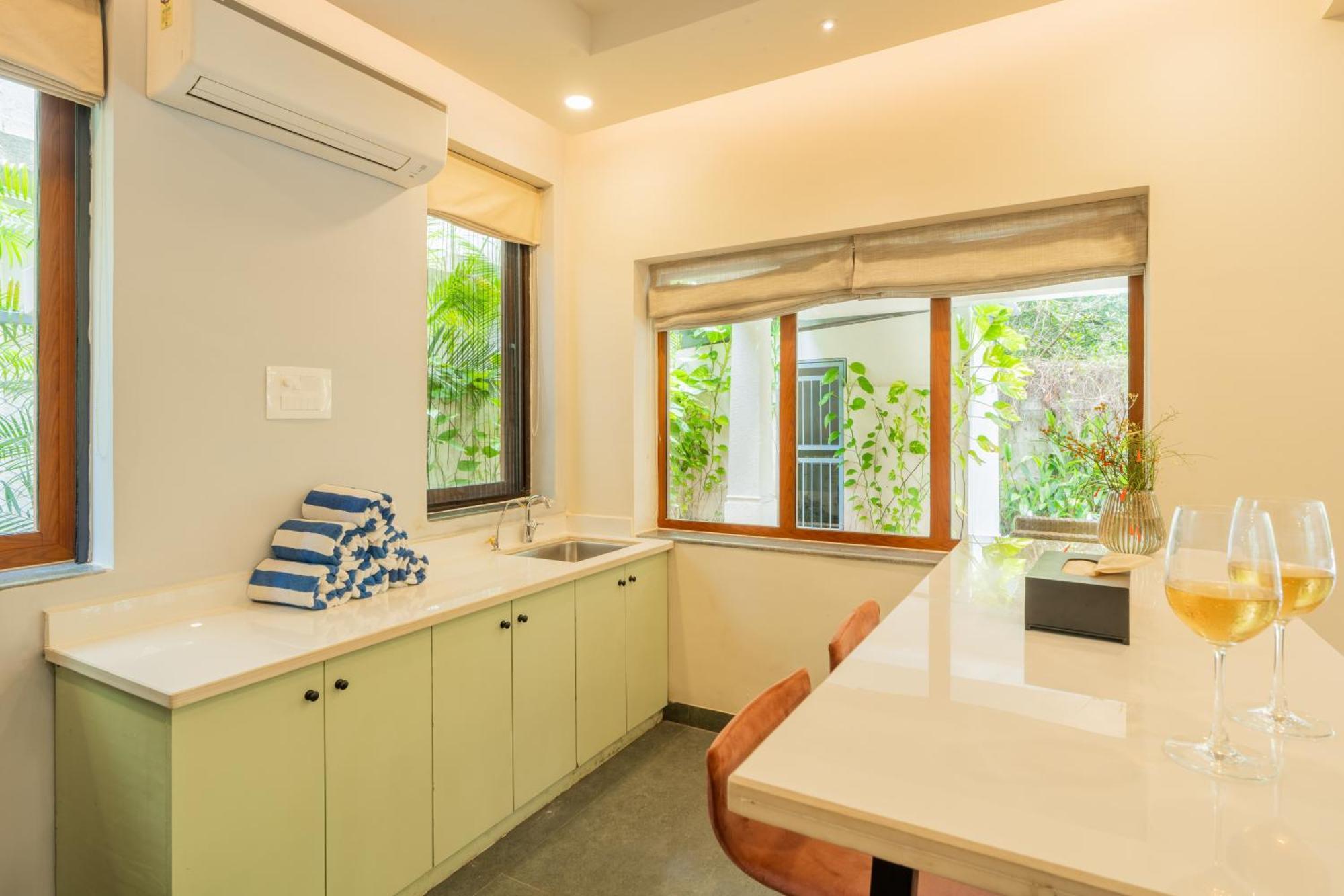 Elivaas 3 Bhk Pvt Pool & Bar - Villa Valerie Oxel المظهر الخارجي الصورة